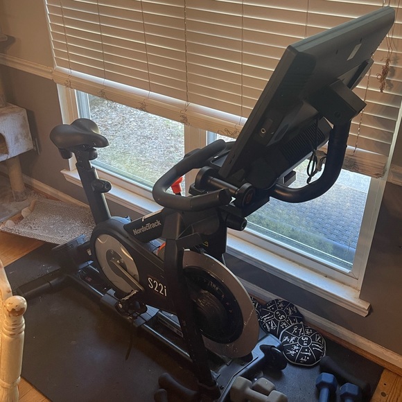 Nordic Track s22i - Picture 2 of 2